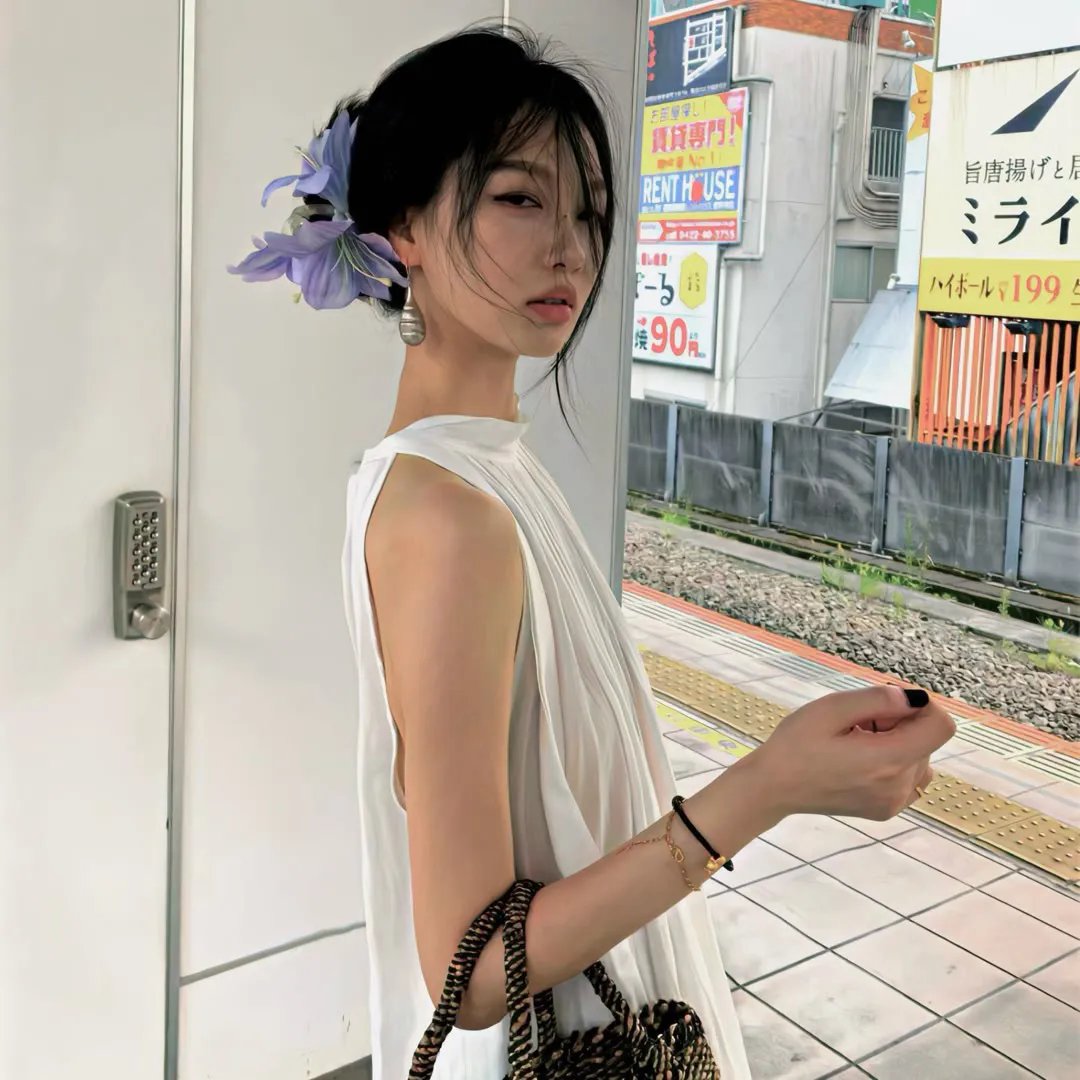相遇骤雨中